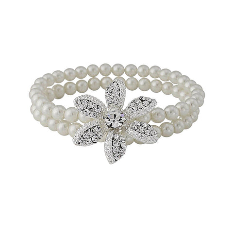 Crystal and pearl bracelet made with ivory pearls with a flower crystal design, bracelet width is 1.5cm