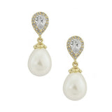 Crystal and pearl earrings made from clear crystals and pretty pearls with a gold tone finish, they have a drop of 2cm. 