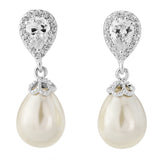 Crystal and pearl earrings made from clear crystals and pretty pearls with a silver tone finish, they have a drop of 2cm. 