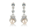Glamorous earrings with a combination of Ivory pearls and Swarovski crystal elements, earrings have a 2.5cm drop. 