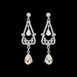 Crystal drop earrings made with lightweight clear crystals on a silver tone finish, they have a drop of 6cm. 