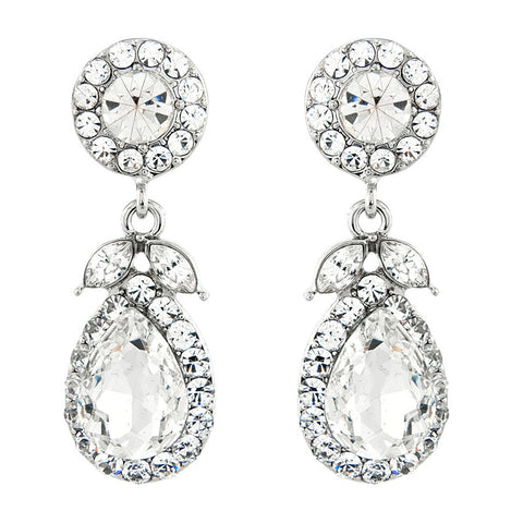Crystal drop earrings made with clear crystals combined on a silver tone finish, they have a drop of 6cm. 