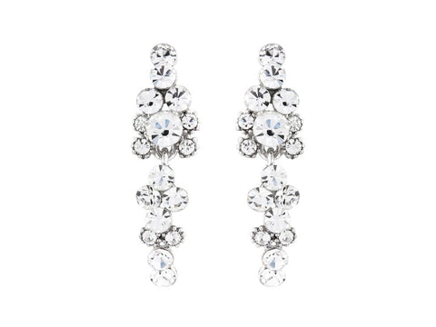 Crystal earrings made with cubic zirconia crystals on a rhodium silver finish, they have a drop of 3cm