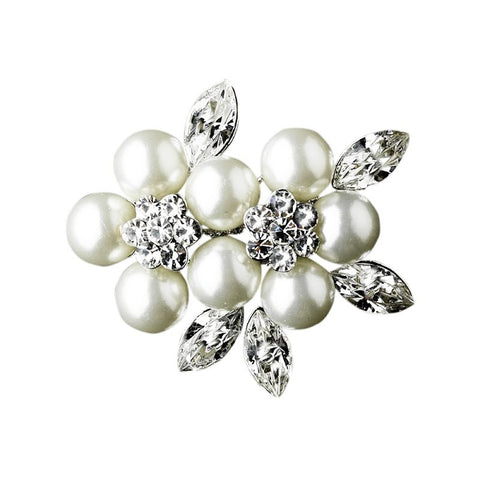 Crystal and pearl brooch with clear crystals and stunning imitation pearls on a silver tone finish, the brooch measures 3cm by 2.5cm. 